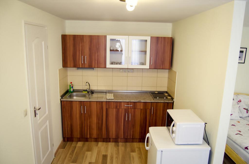 Csongradi Vendegvaro Apartmanok, Szarka Haz Exterior foto